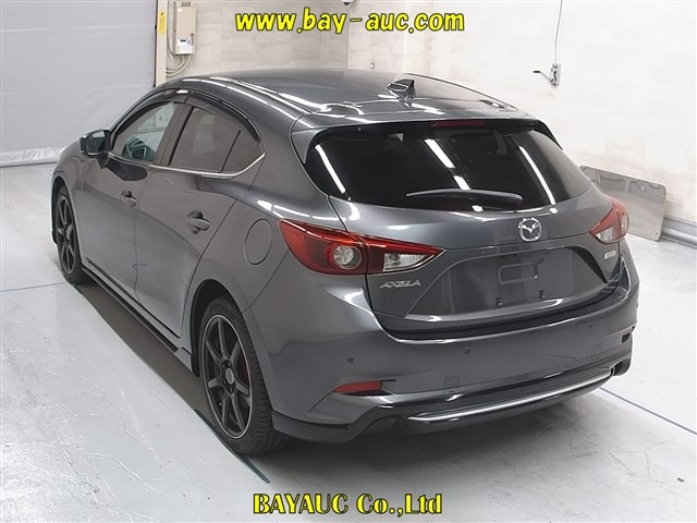 MAZDA AXELA 2016