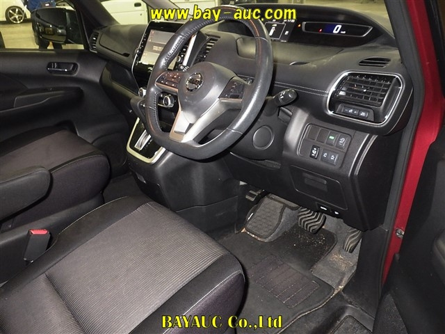 NISSAN SERENA 2018