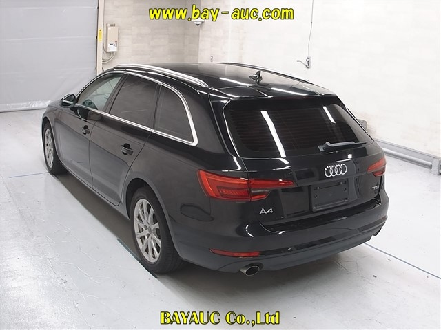 AUDI A4 2016