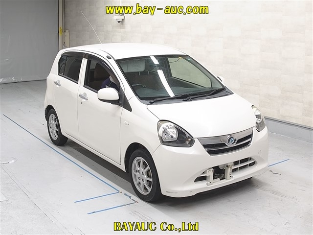 DAIHATSU MIRA E S 2012