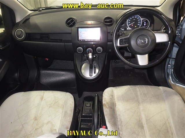 MAZDA DEMIO 2011