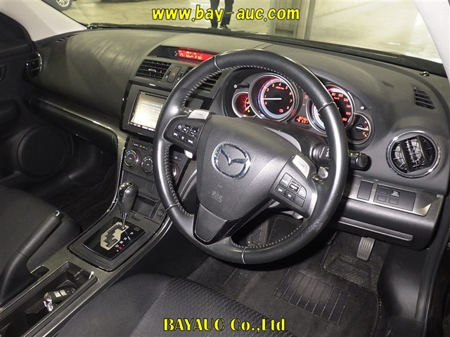 MAZDA ATENZA SPORT 2010
