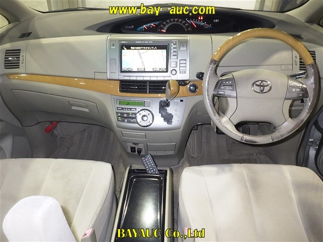TOYOTA ESTIMA 2008
