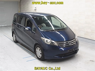 HONDA FREED 2010