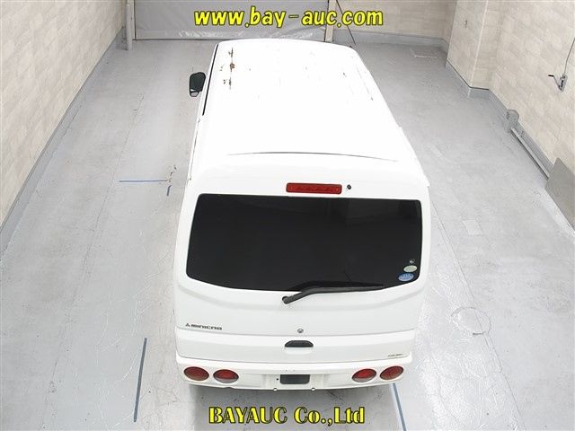 MITSUBISHI MINICAB VAN 2010