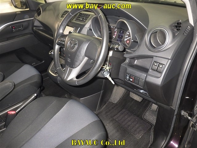 MAZDA PREMACY 2013