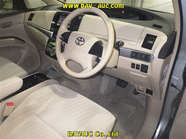 TOYOTA ESTIMA 2014