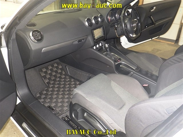 AUDI TT 2011