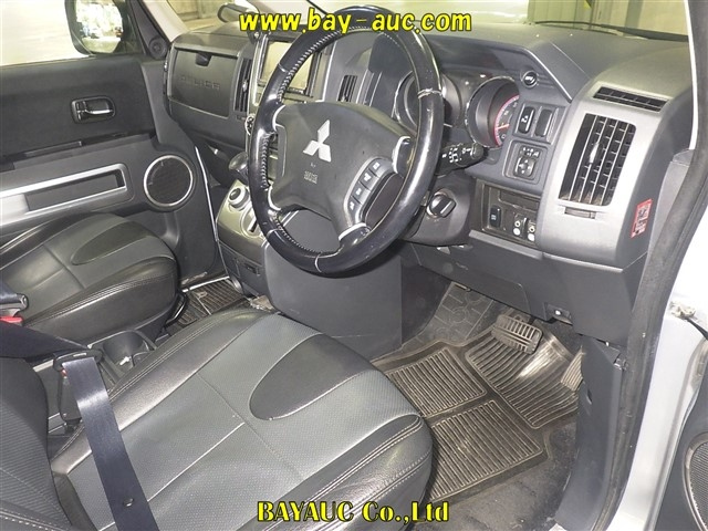 MITSUBISHI DELICA D5 2008