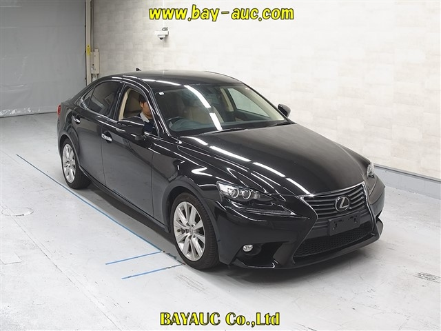 LEXUS IS 2016