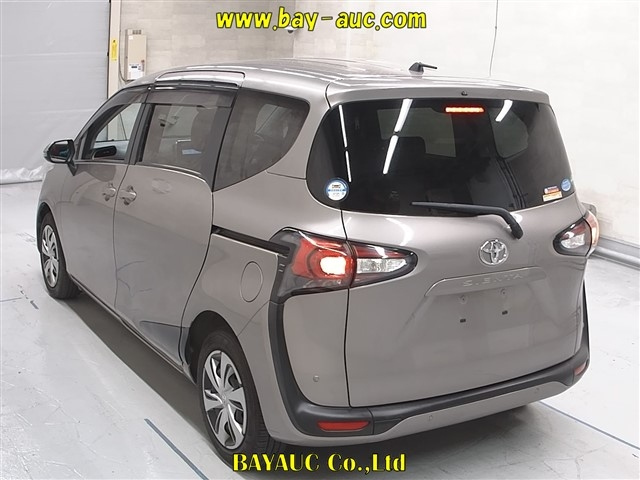 TOYOTA SIENTA 2020