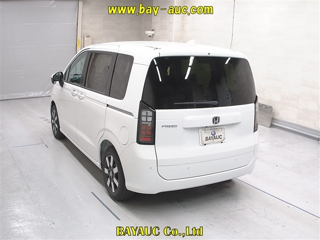 HONDA FREED 2025