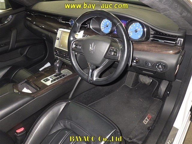 MASERATI QUATTROPORTE 2015