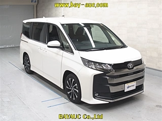 TOYOTA NOAH 2025