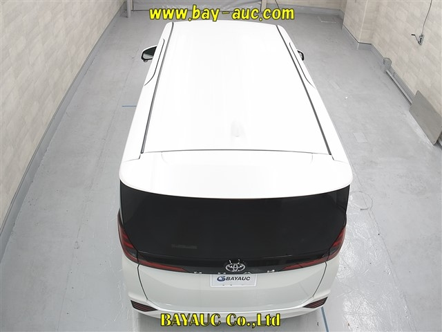 TOYOTA NOAH 2025