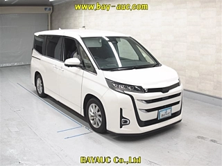 TOYOTA NOAH 2024