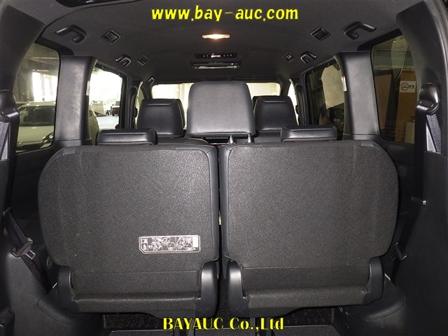 TOYOTA NOAH 2020
