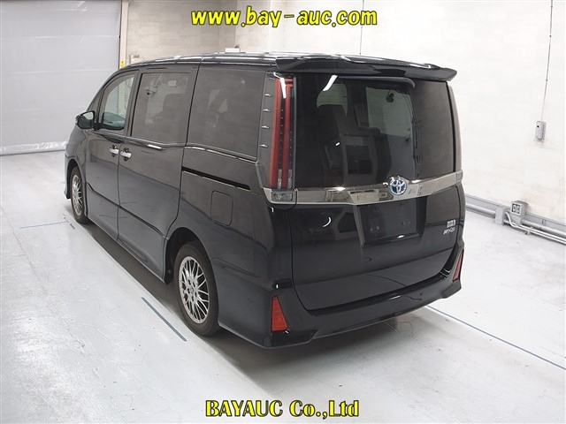 TOYOTA NOAH 2020