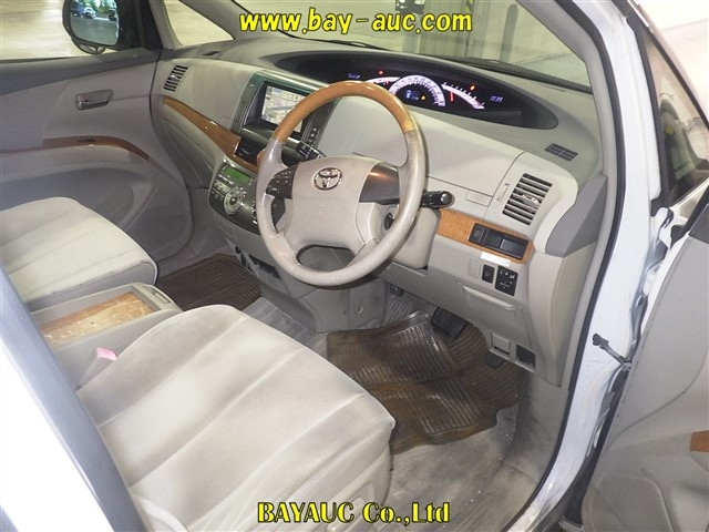 TOYOTA ESTIMA 2009