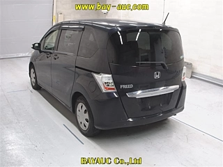 HONDA FREED 2012