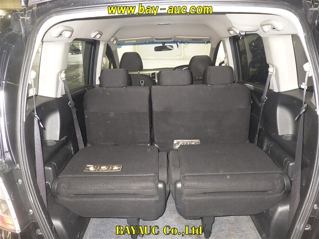HONDA FREED 2012