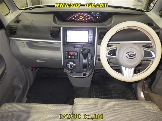DAIHATSU TANTO 2014