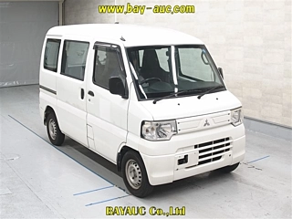 MITSUBISHI MINICAB VAN 2013
