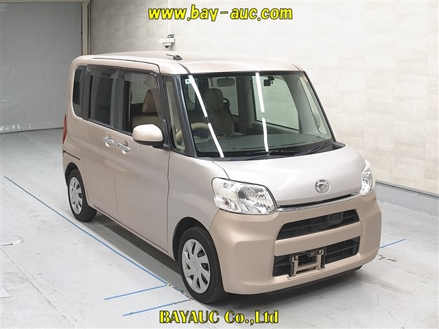 DAIHATSU TANTO 2014