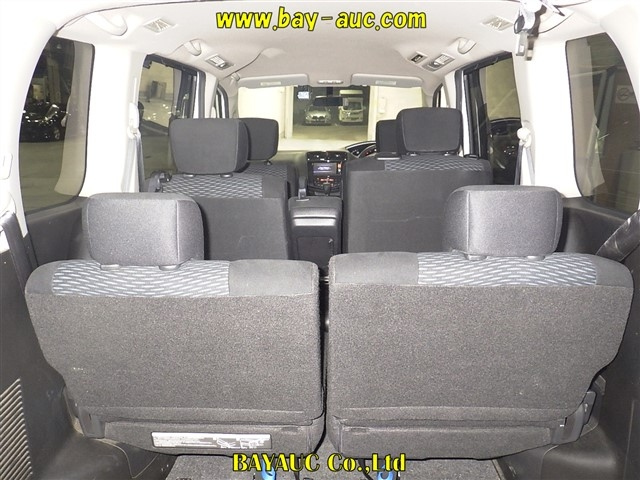 NISSAN SERENA 2013