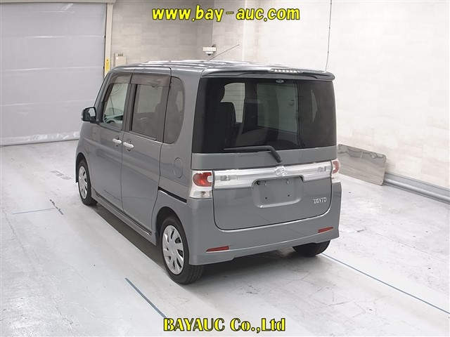 DAIHATSU TANTO 2008