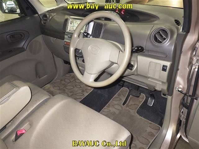 DAIHATSU TANTO 2009