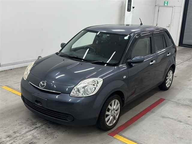 MAZDA VERISA 2009