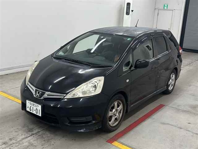 HONDA FIT SHUTTLE 2011