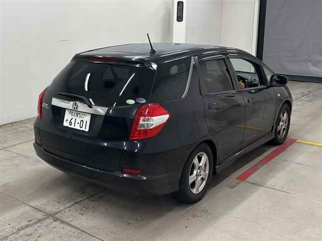 HONDA FIT SHUTTLE 2011