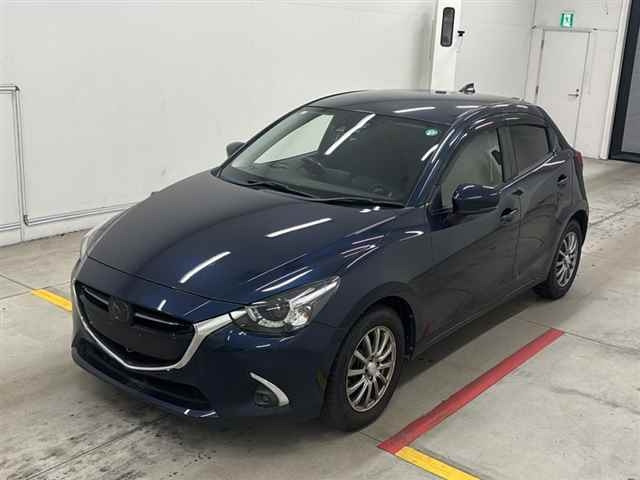 MAZDA DEMIO 2017