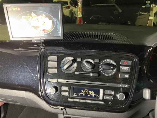 VOLKSWAGEN UP 2014