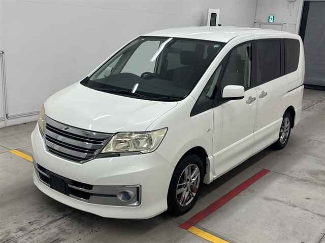 NISSAN SERENA 2011