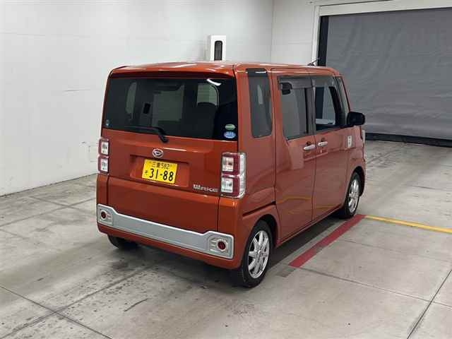 DAIHATSU WAKE 2016