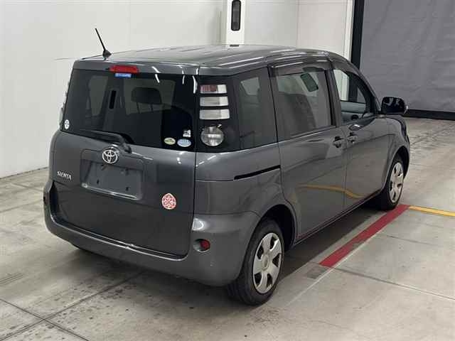 TOYOTA SIENTA 2008