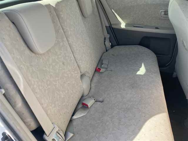 TOYOTA VITZ 2010