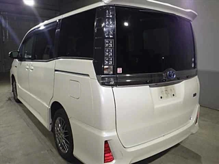 TOYOTA VOXY 2016