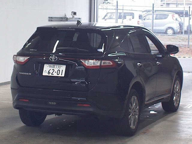 TOYOTA HARRIER 2019