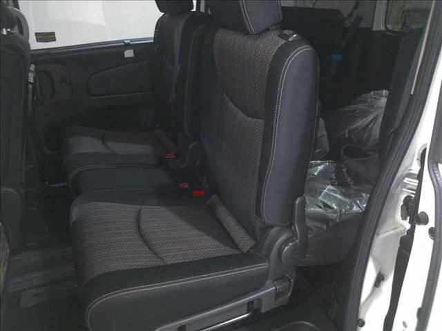NISSAN SERENA 2015
