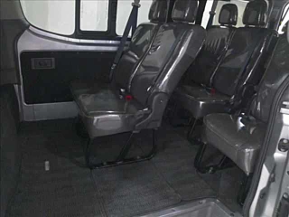 NISSAN CARAVAN 2019