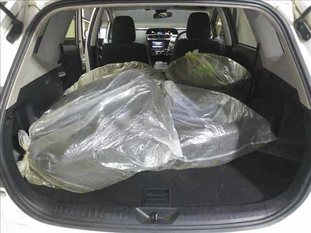 TOYOTA PRIUS ALPHA 2018