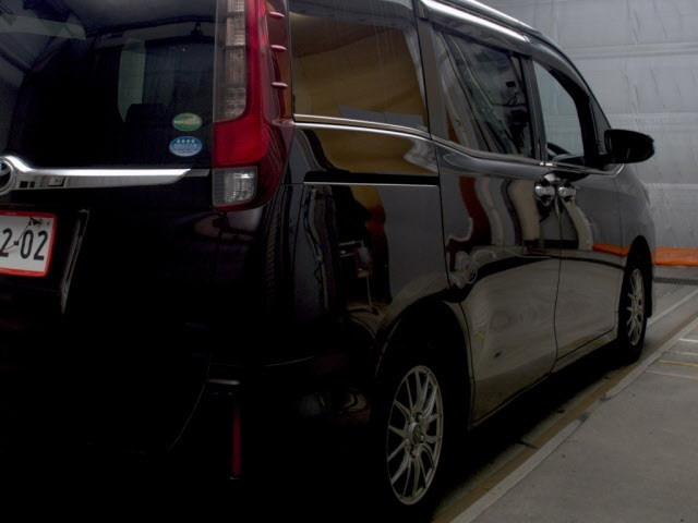 TOYOTA ESQUIRE 2014