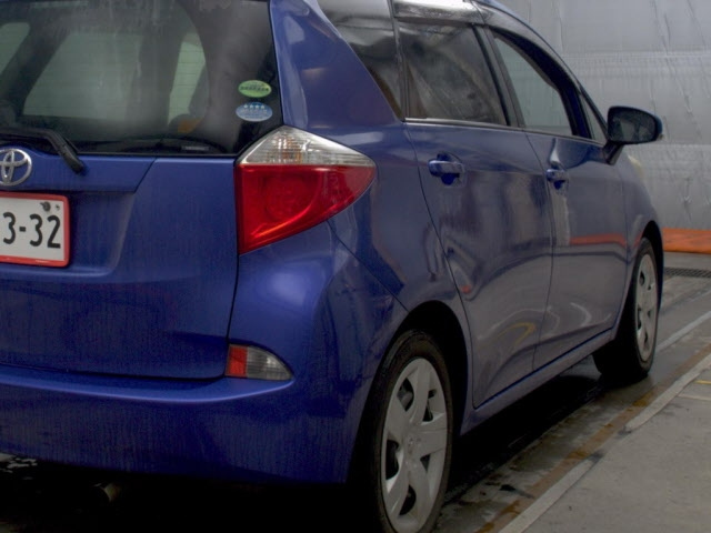 TOYOTA RACTIS 2013