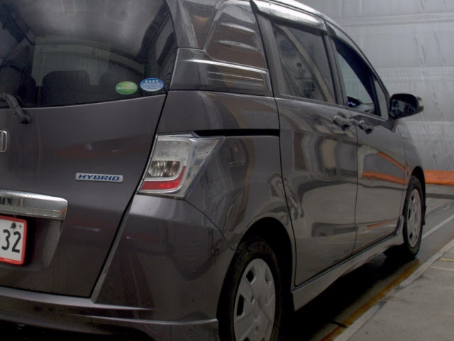 HONDA FREED 2013