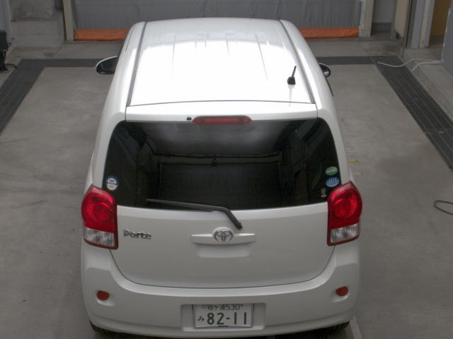 TOYOTA PORTE 2014