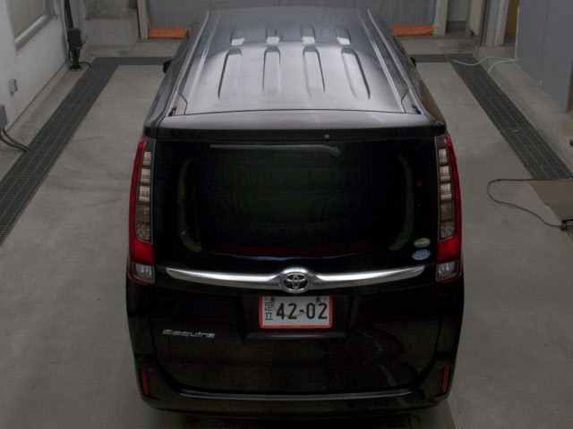 TOYOTA ESQUIRE 2014